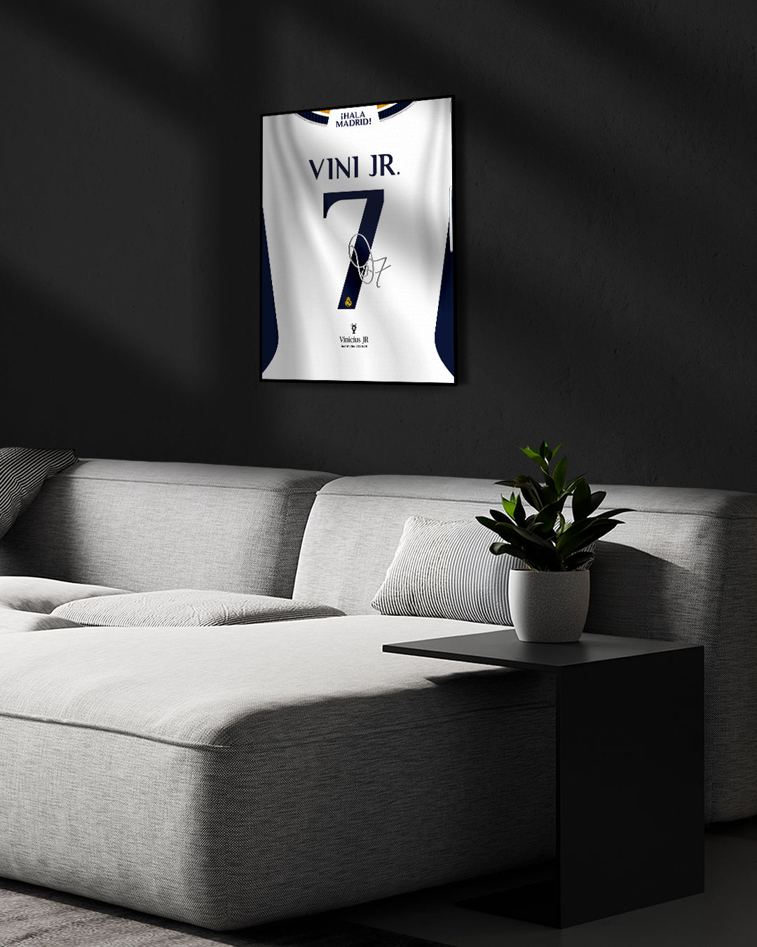 Real Madrid 2023/24 Local - Diseño Dorsal / Vinicius JR #7