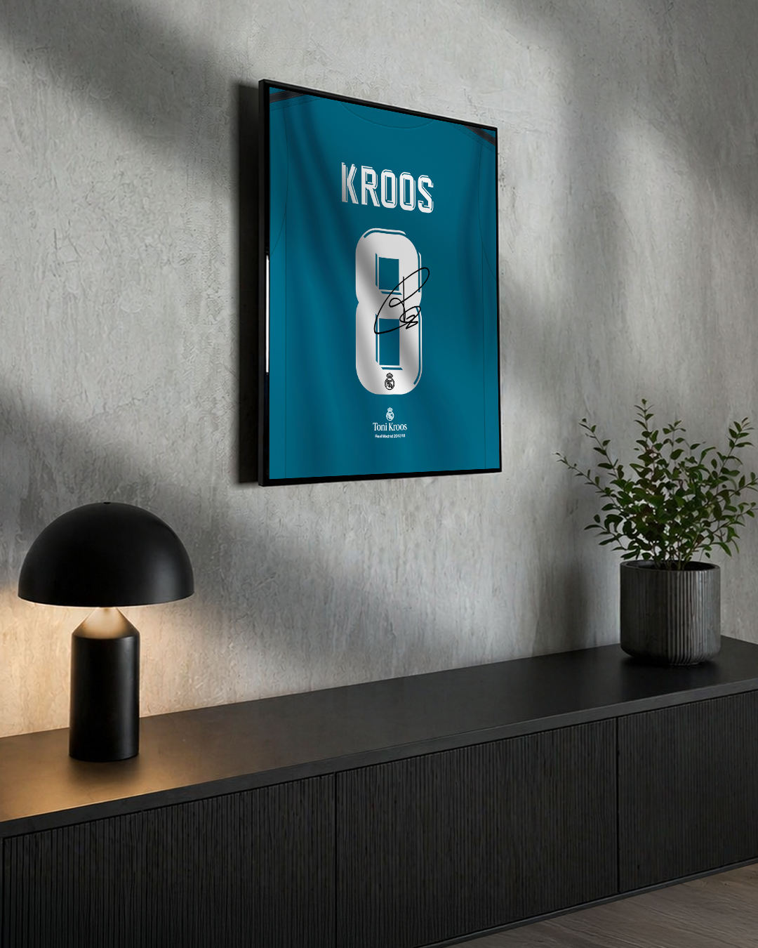 Real Madrid 2017/18 Tercera - Diseño Dorsal / Kroos #8