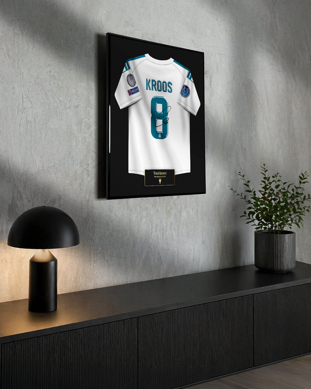 Real Madrid 2017/18 Local - Diseño Jersey / Kroos #8