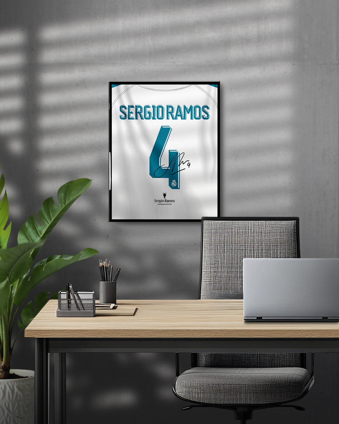 Real Madrid 2017/18 Local - Diseño Dorsal / Sergio Ramos #4