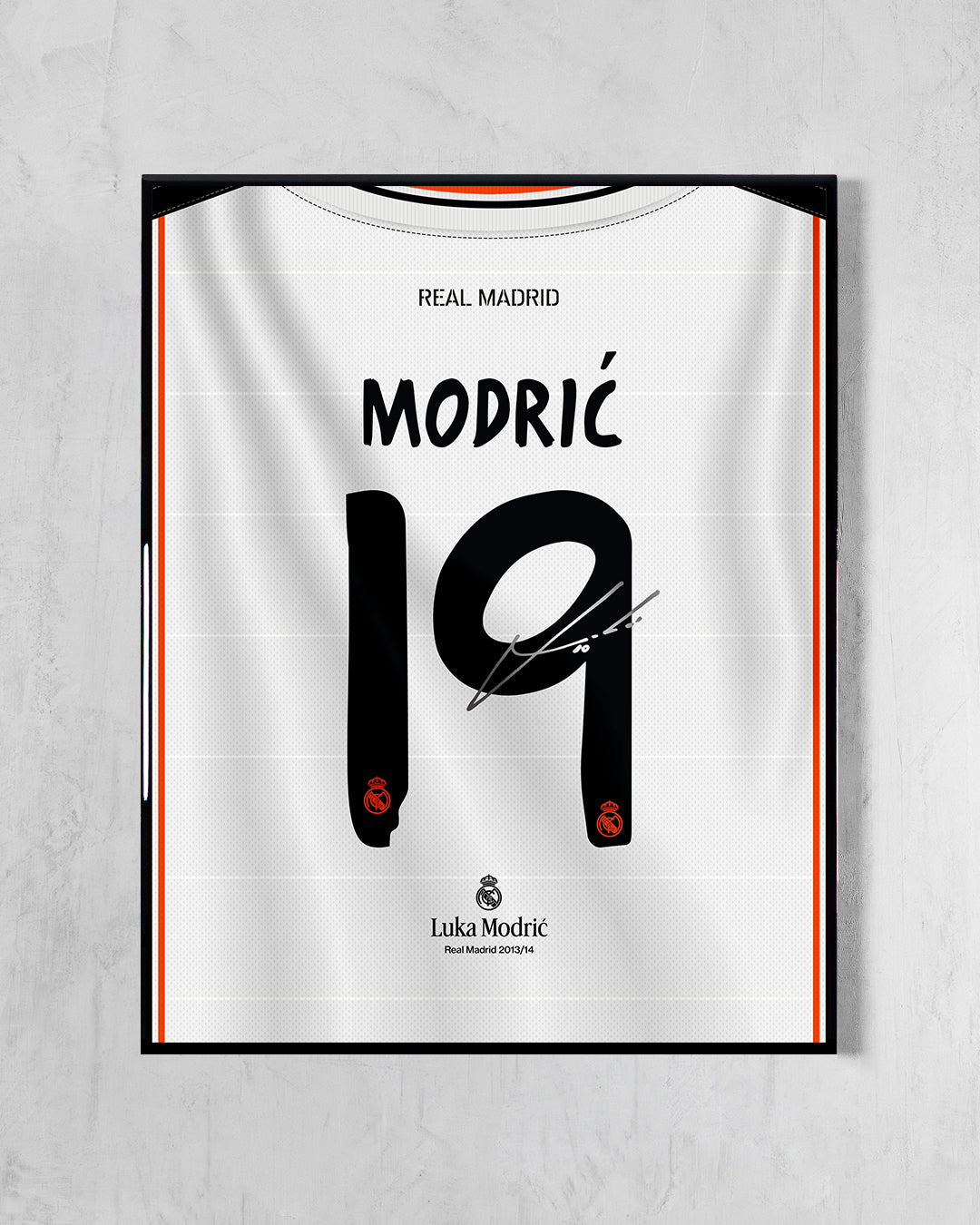 Real Madrid 2013/14 Local - Diseño Dorsal / Modrić #19
