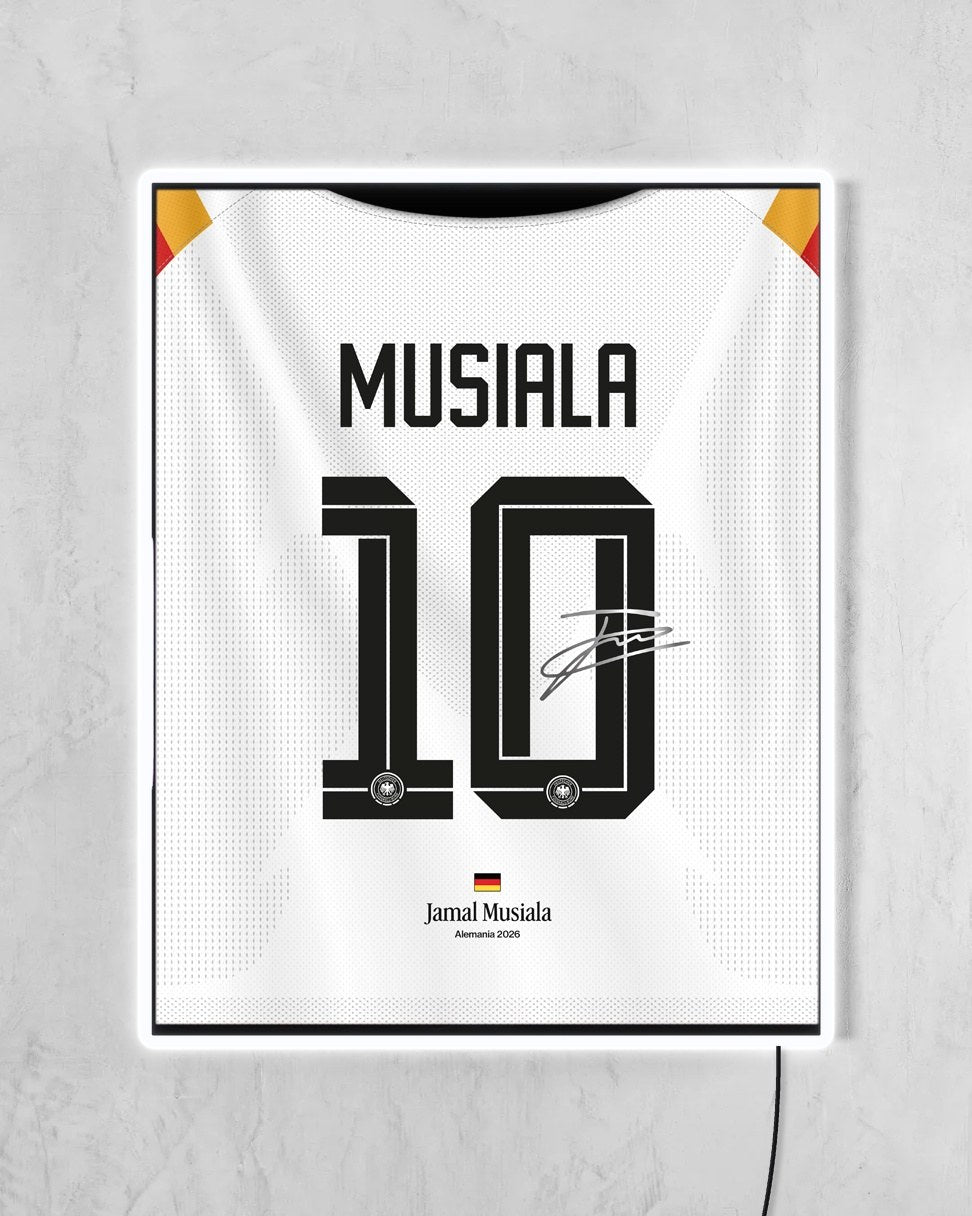 Alemania 2026 Local - Diseño Dorsal con LED blanco encendido