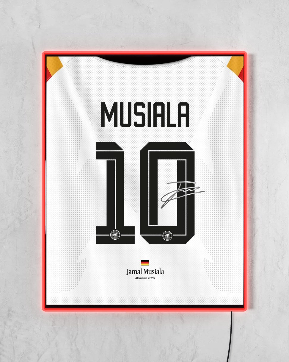 Alemania 2026 Local - Diseño Dorsal con LED rojo encendido