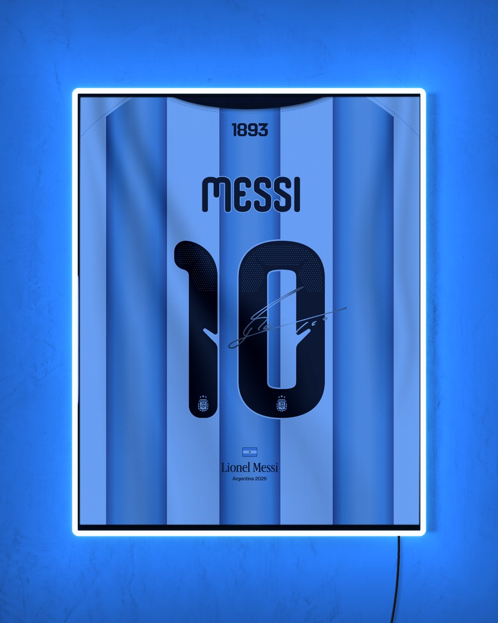 Argentina 2026 Local - Diseño Dorsal con LED celeste encendido de noche