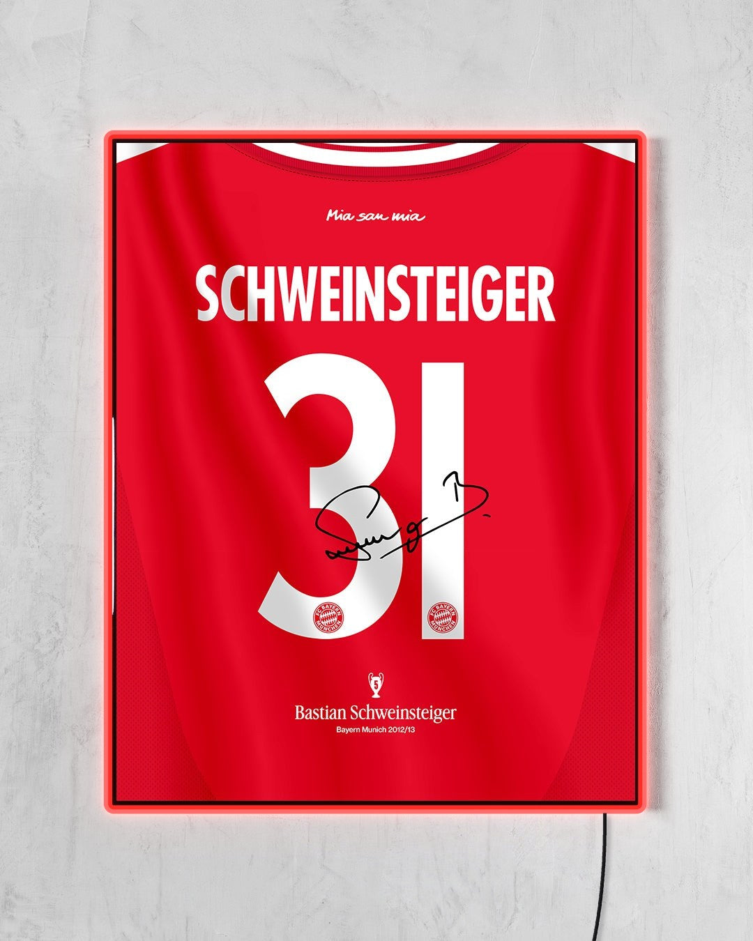 Bayern Munich 2012/13 Local - Diseño Dorsal con LED rojo encendido