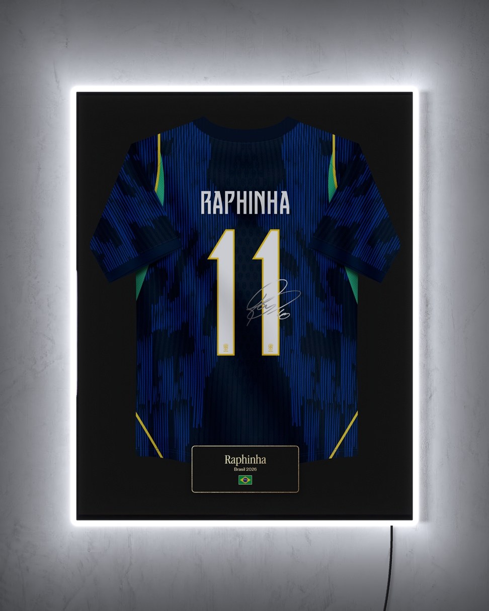 Brasil 2026 Visitante - Diseño Jersey con LED blanco encendido de noche