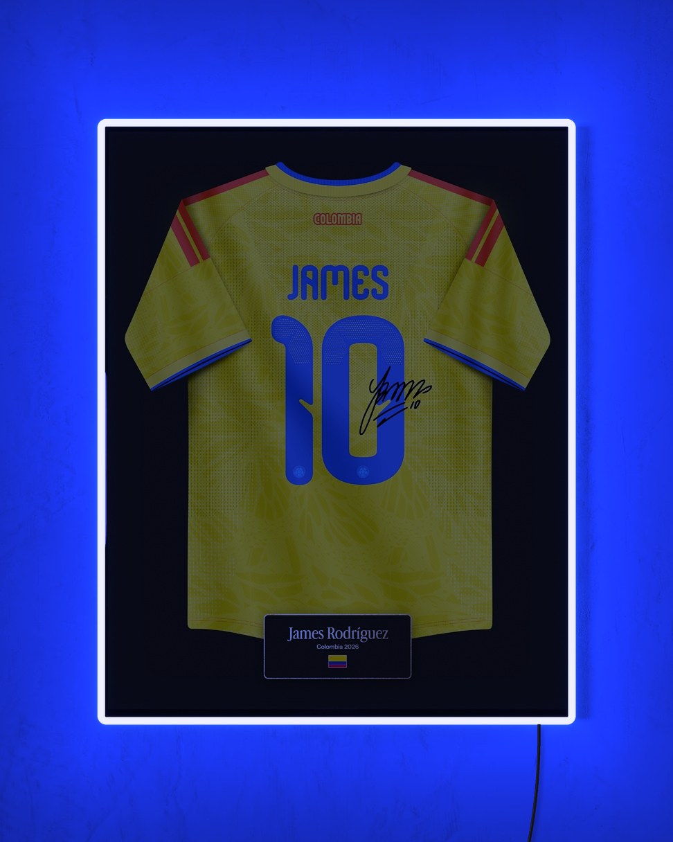 Colombia 2026 Local - Diseño Jersey con LED azul encendido de noche