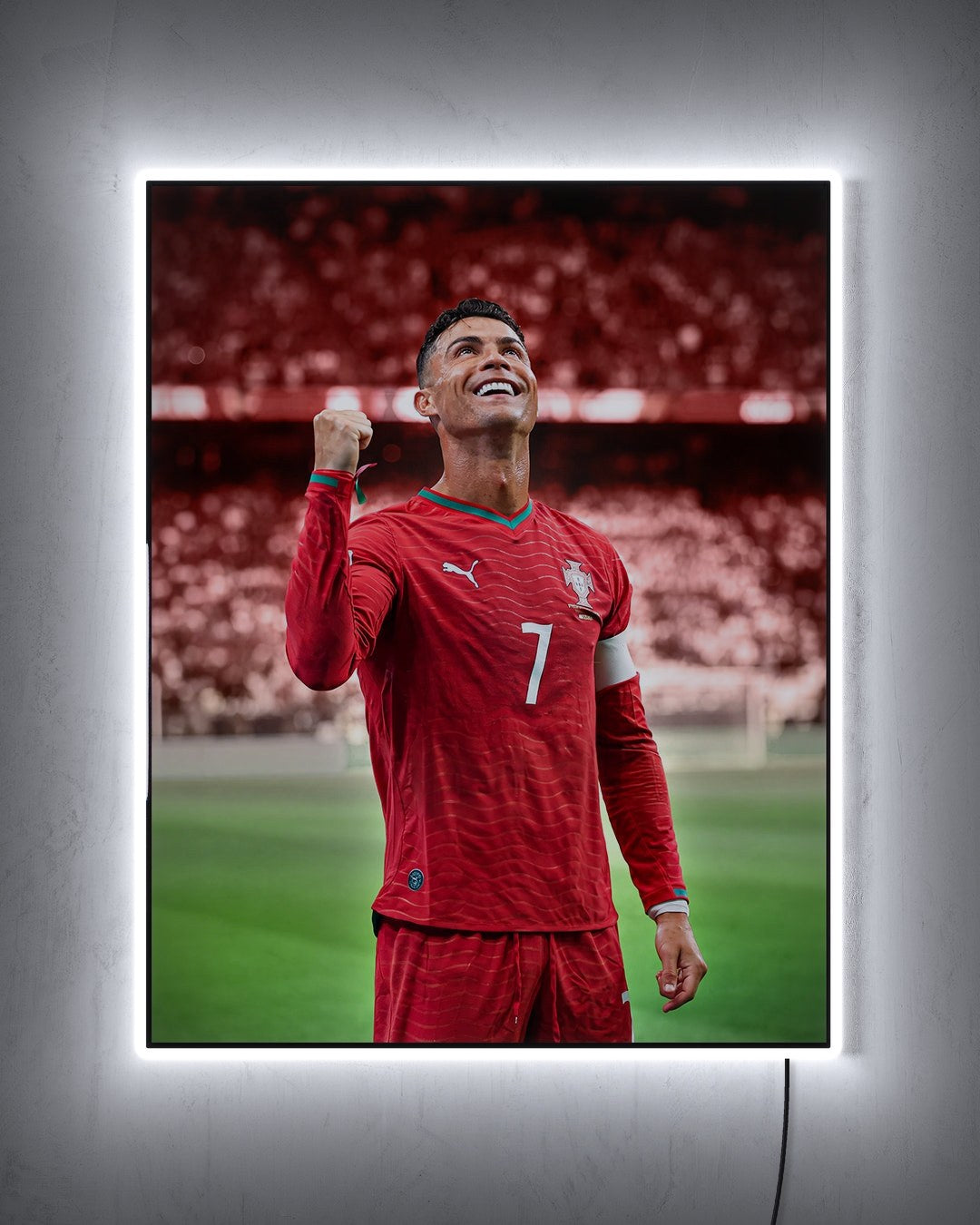 Cristiano Ronaldo - El Último Baile con LED blanco encendido de noche