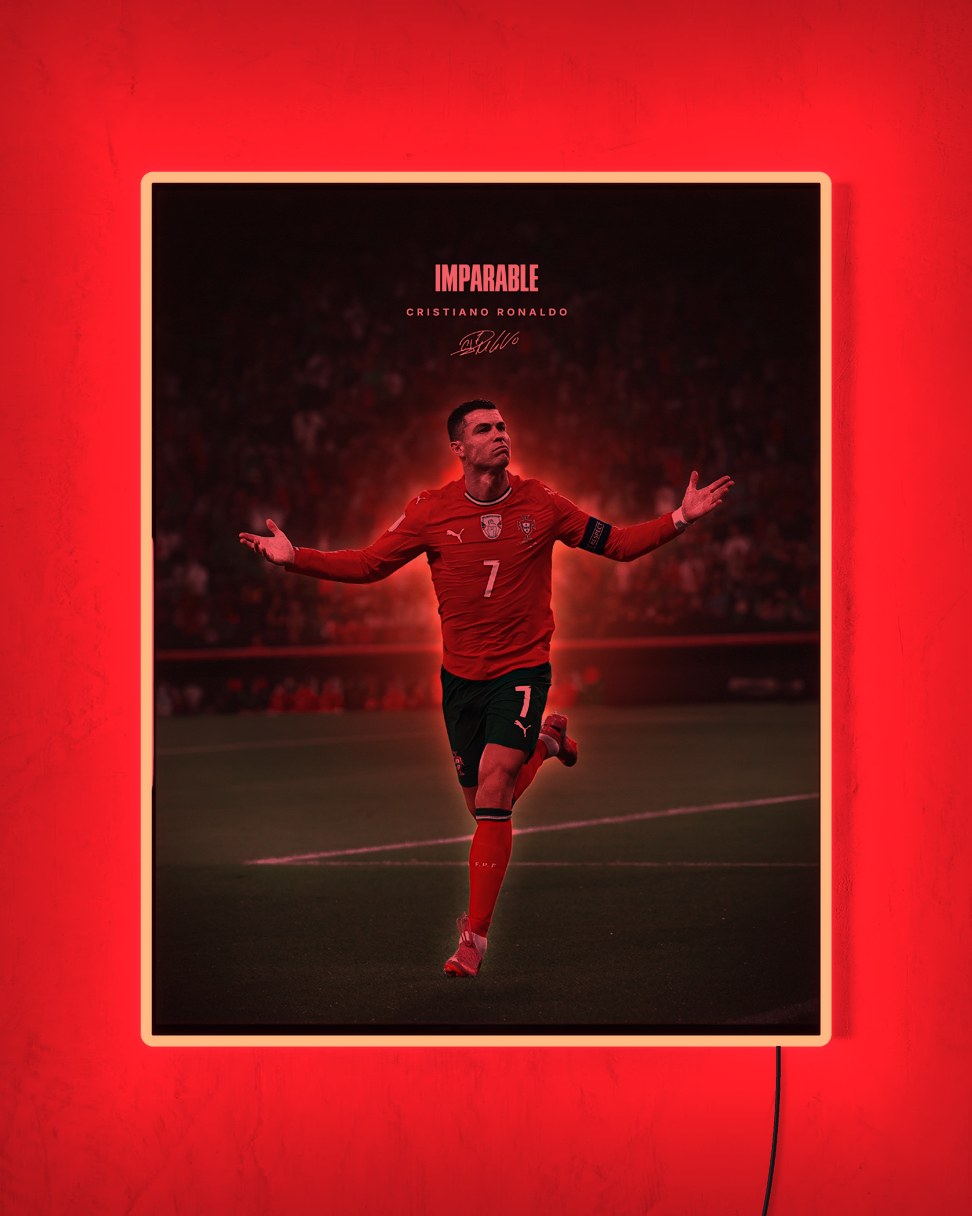 Cristiano Ronaldo - Imparable con LED rojo encendido de noche