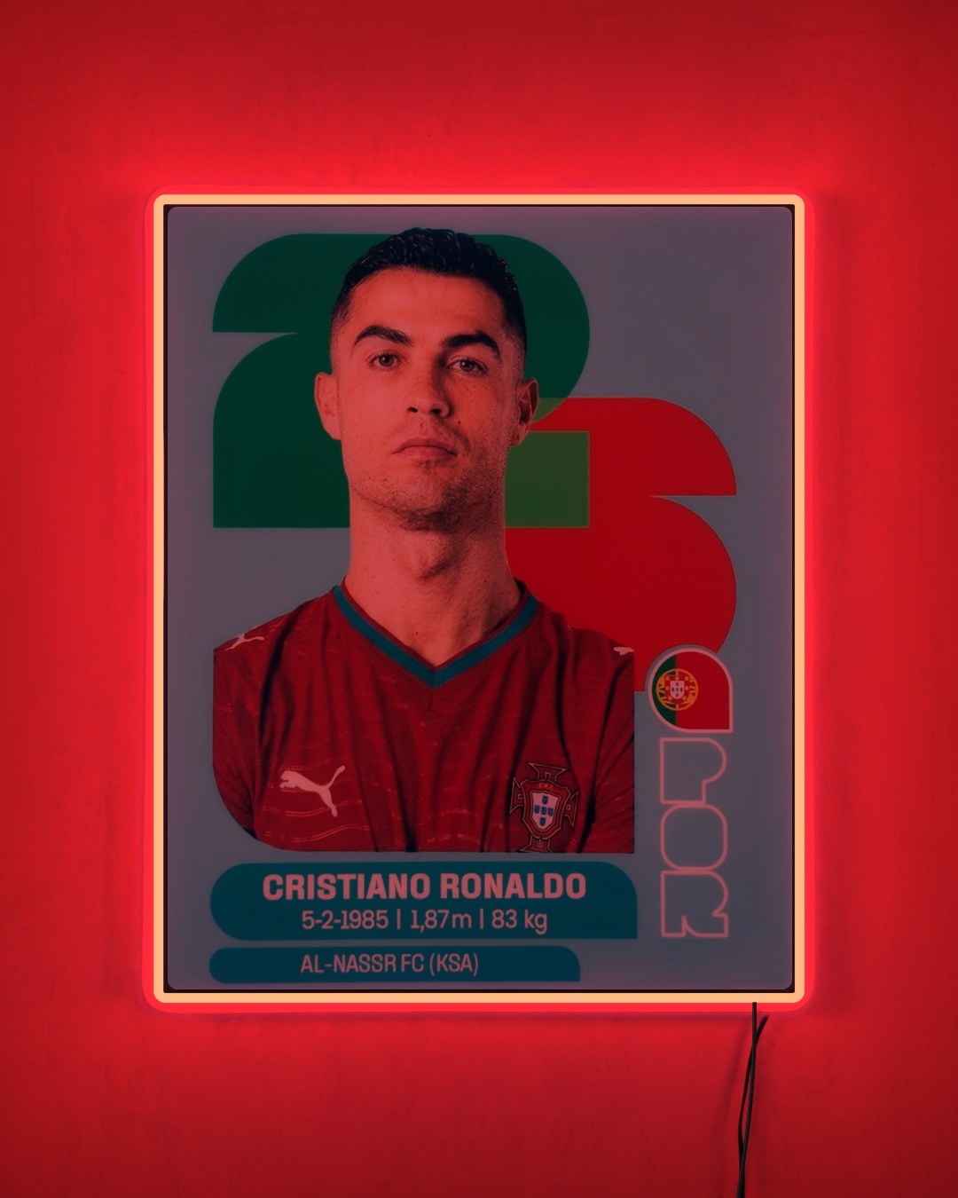 Cristiano Ronaldo - Sticker 2026 con LED rojo encendido de noche