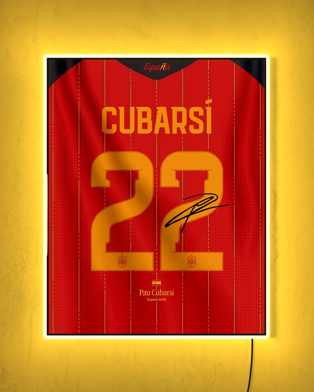 España 2026 Local - Diseño Dorsal / Cubarsi #22 con LED amarillo encendido de noche