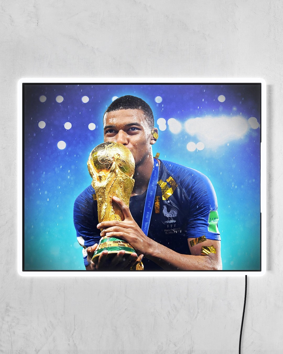 Kylian Mbappé - Copa del Mundo 2018 con LED blanco encendido
