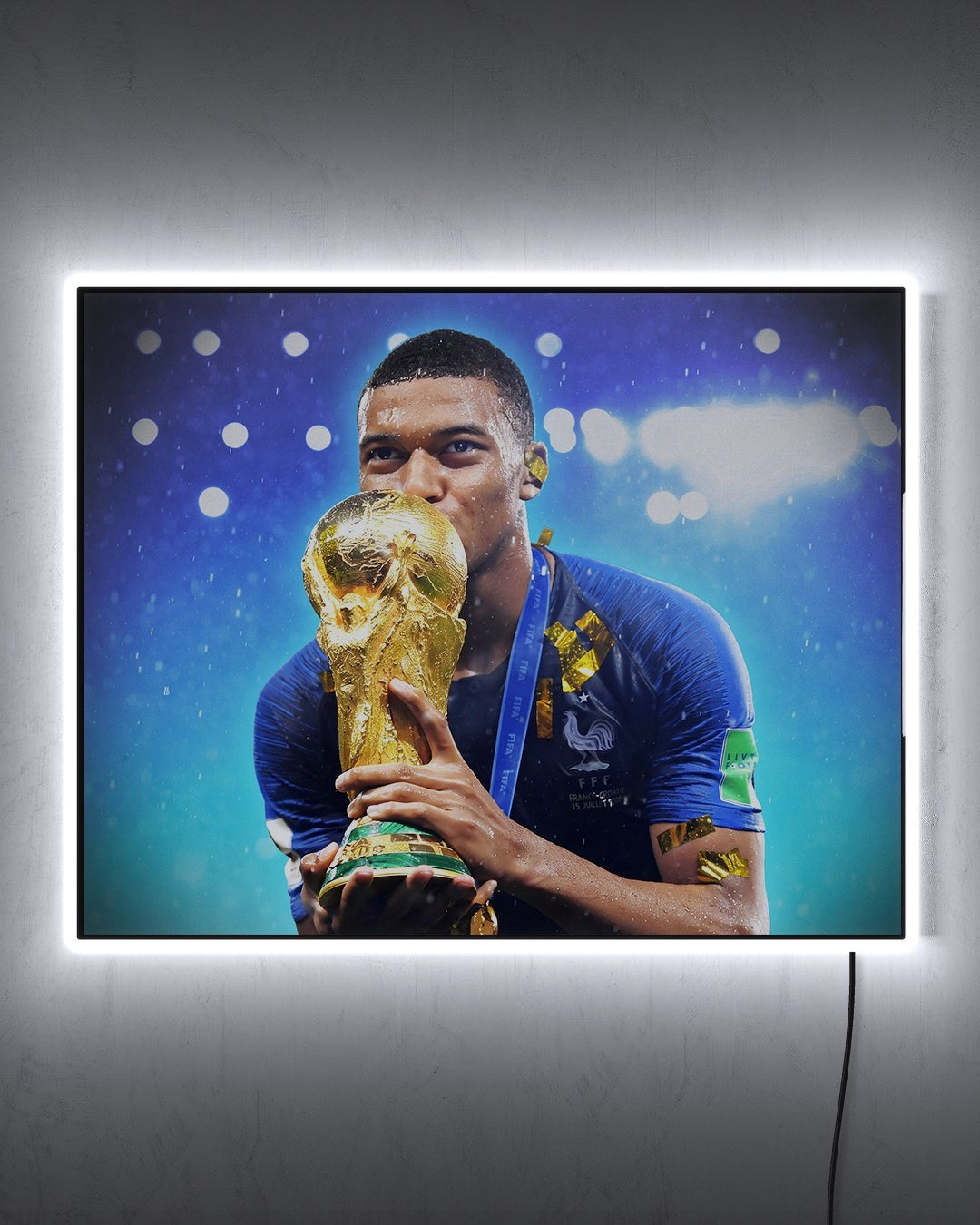 Kylian Mbappé - Copa del Mundo 2018 con LED blanco encendido de noche