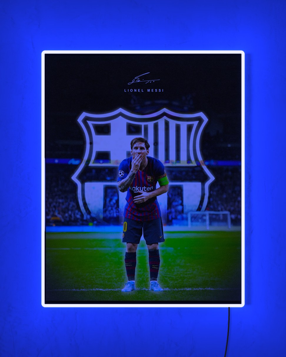 Lionel Messi - FC Barcelona con LED azul encendido de noche
