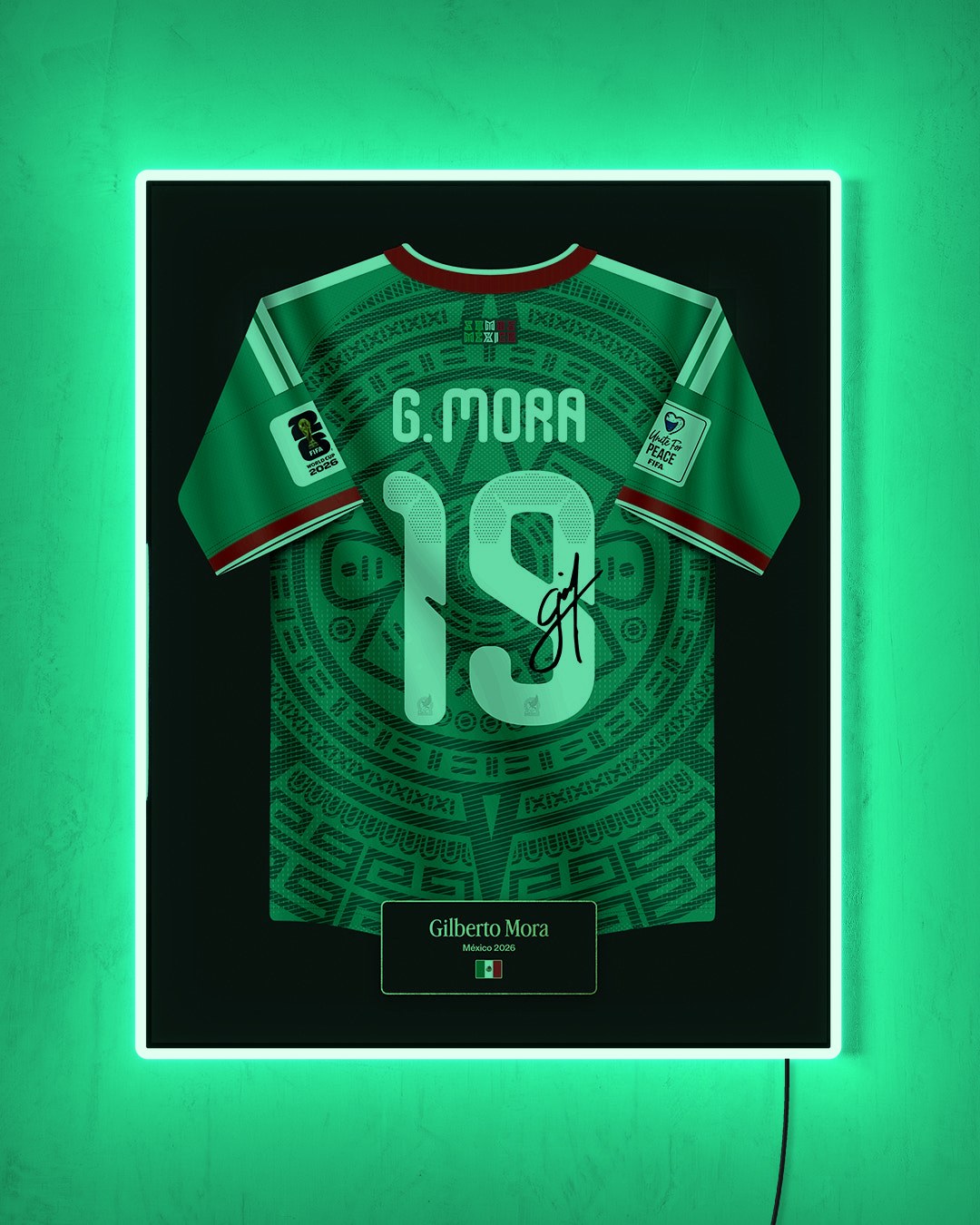 México 2026 Local - Diseño Jersey / G. Mora #19 con LED verde encendido de noche